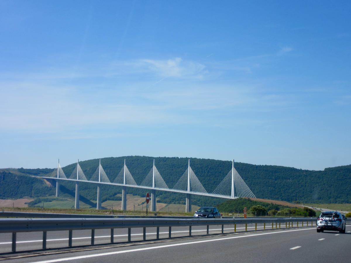 Hôtel des Causses Millau Extérieur photo